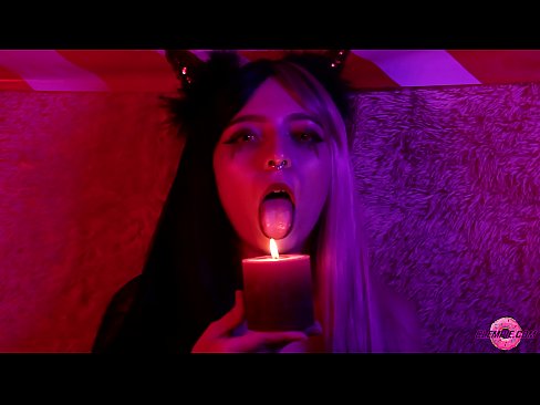 ❤️ Succubus Sexy-ren Pumada Sutsua Ahoa betetzearekin ❤❌ Porno gugan ﹏