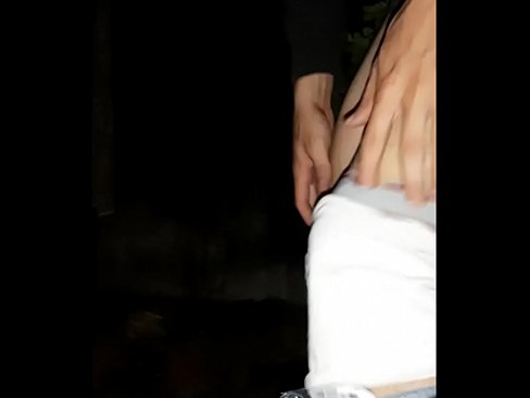 ❤️ Nire bizilagunak nire berrogeiaren hormara salto egin zuen ❤❌ Porno gugan ﹏