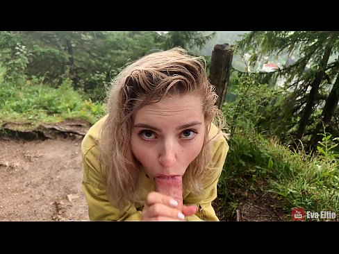 ❤️ Neskak esperma irensten du puzker publiko baten ondoren - Eva Elfi ❤❌ Porno gugan ﹏